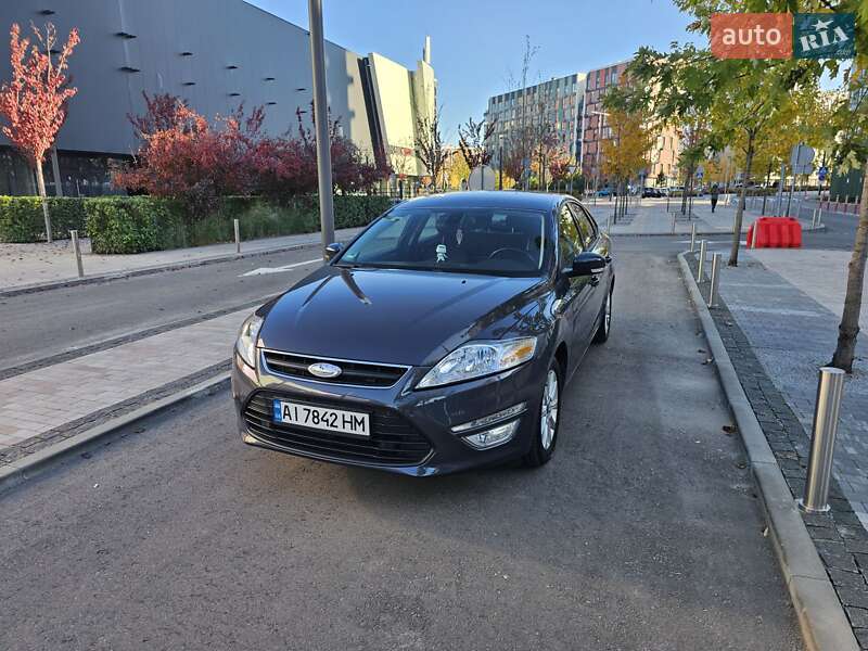 Ford Mondeo (2011)