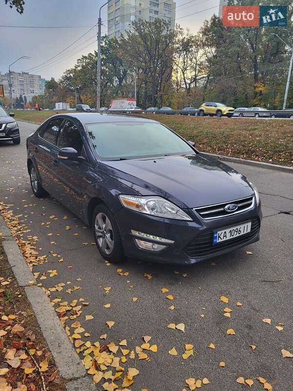 Ford Mondeo (2013)