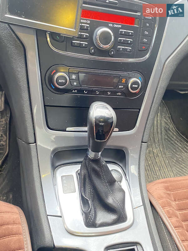 Ford Mondeo (2013)