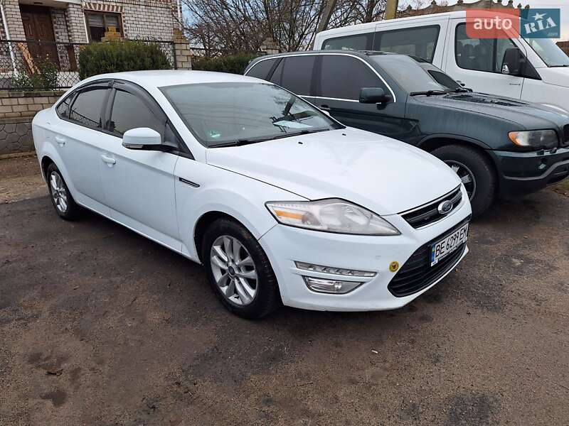 Ford Mondeo (2012)