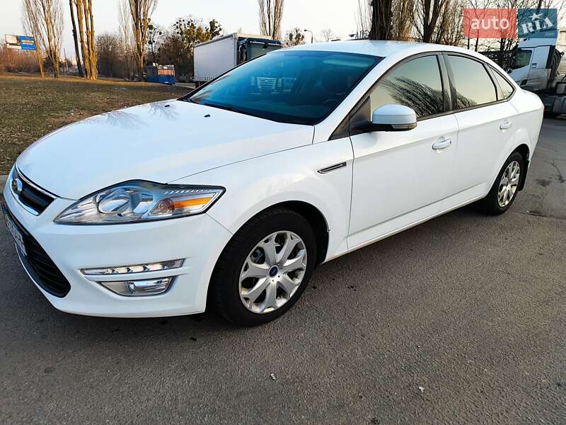 Ford Mondeo (2012)