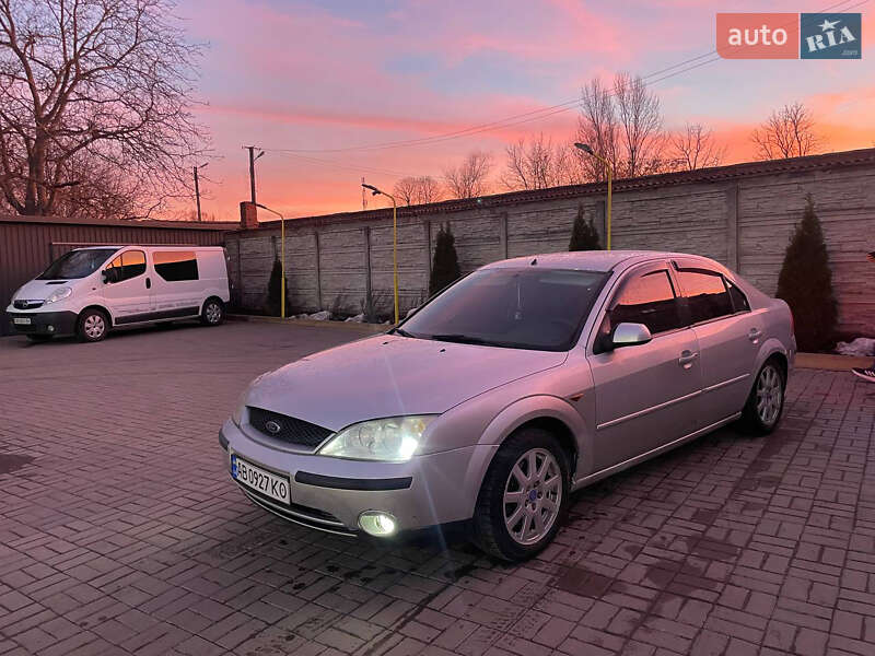 Ford Mondeo (2000)