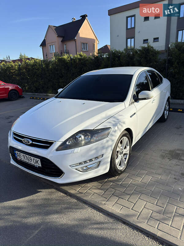 Ford Mondeo (2013)