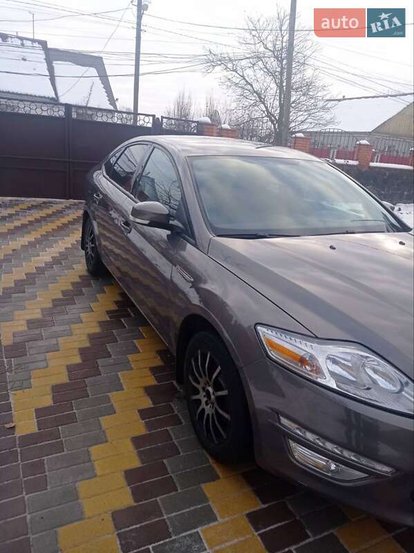 Ford Mondeo (2013)