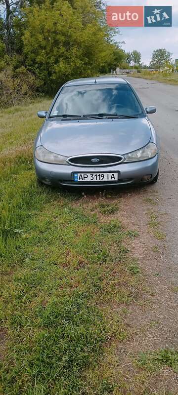 Ford Mondeo (1998)