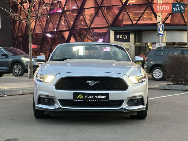 Ford Mustang (2017)