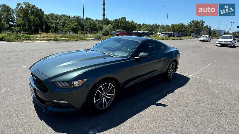 Ford Mustang (2014)