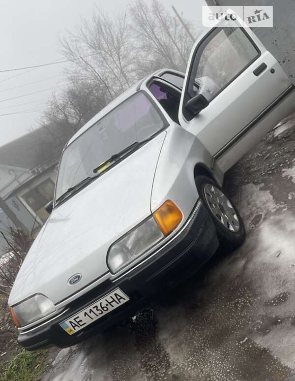 Ford Sierra (1988)