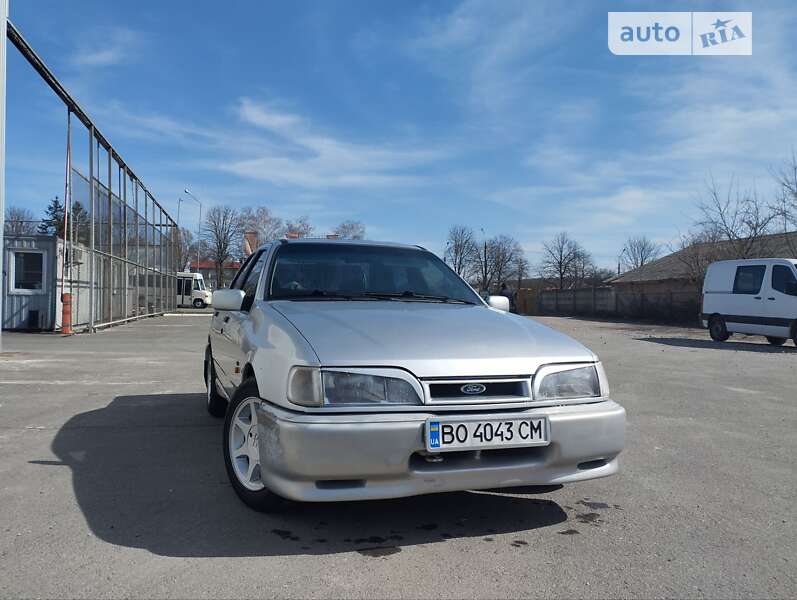 Ford Sierra (1992)