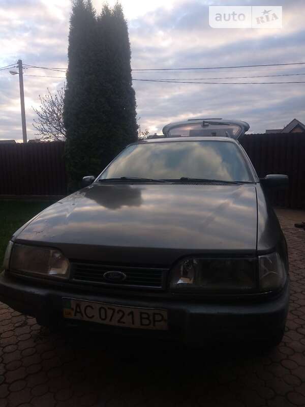 Ford Sierra (1992)