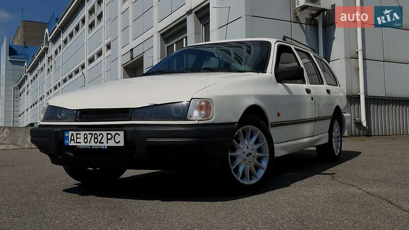Ford Sierra (1990)