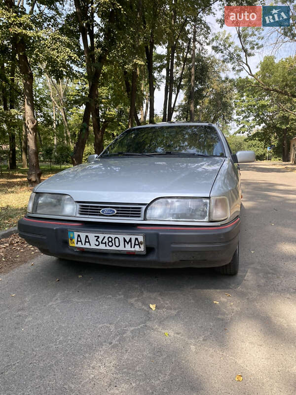 Ford Sierra (1989)