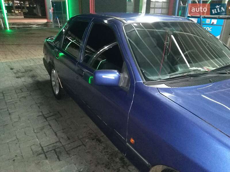 Ford Sierra (1989)