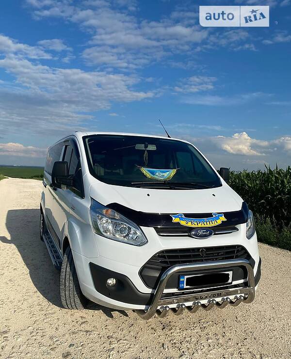 Ford Transit custom (2017)