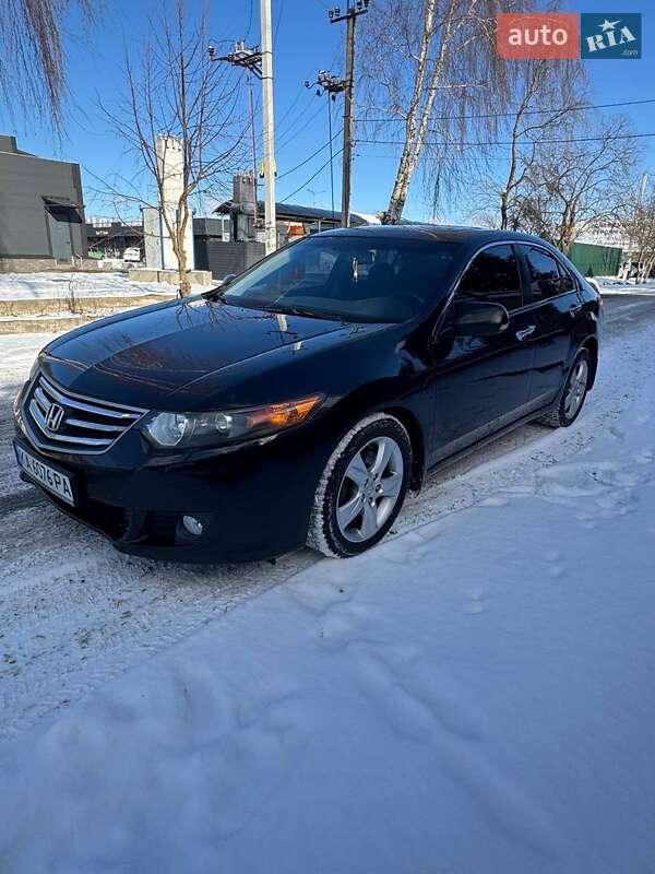 Honda Accord (2009)