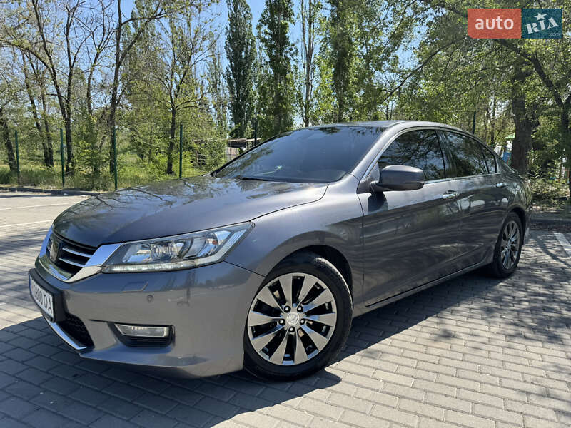 Honda Accord (2013)