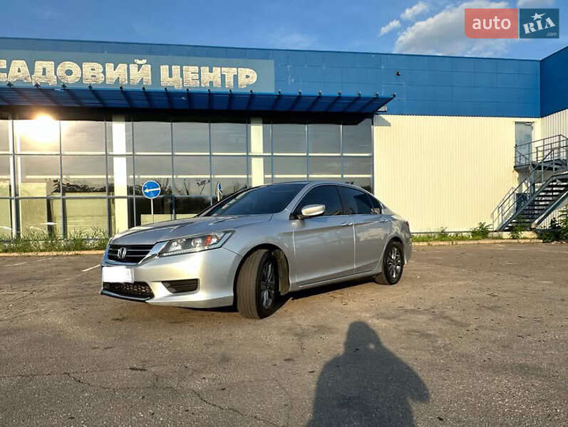 Honda Accord (2013)