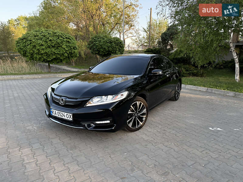 Honda Accord (2016)