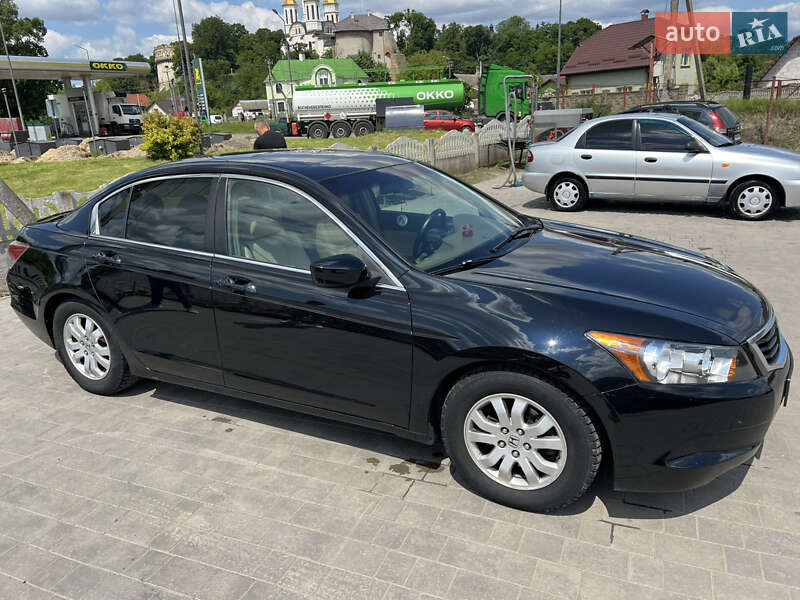 Honda Accord (2008)