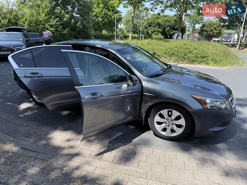 Honda Accord (2008)