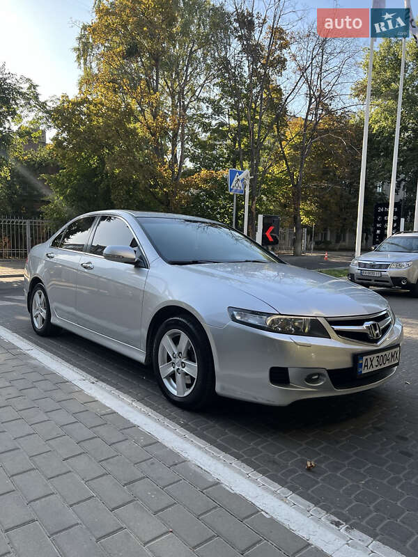 Honda Accord (2006)