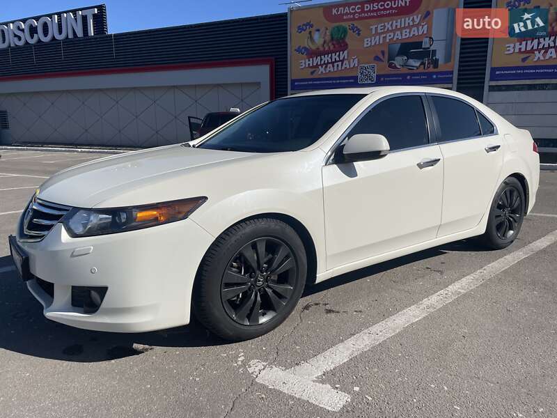 Honda Accord (2010)