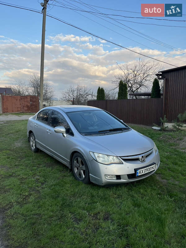 Honda Civic (2007)