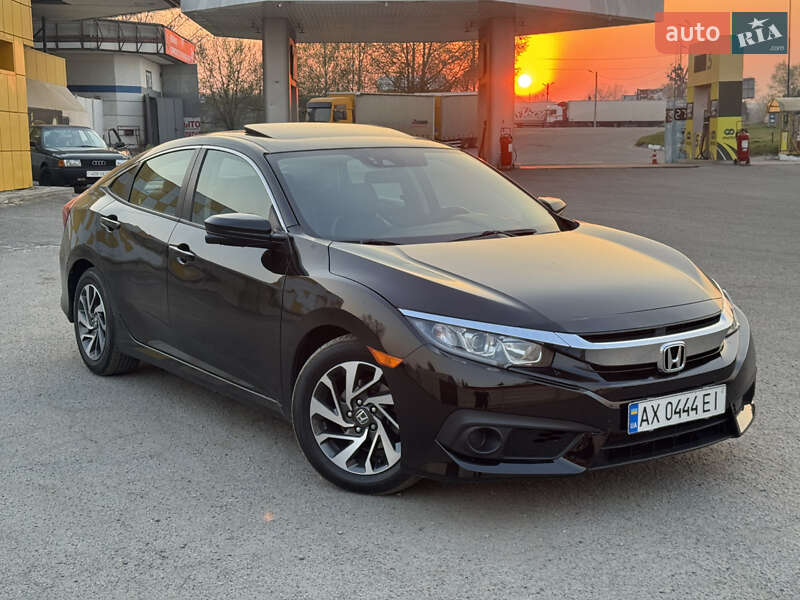 Honda Civic (2016)