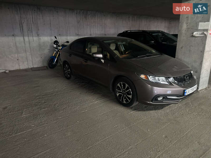 Honda Civic (2014)
