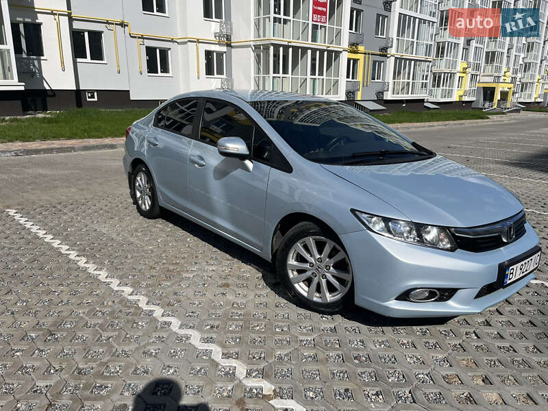 Honda Civic (2012)