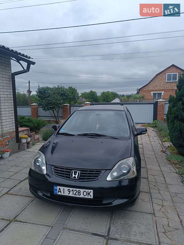 Honda Civic (2004)