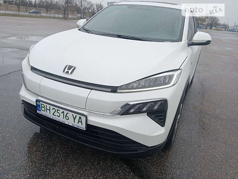 Honda M-nv (2020)