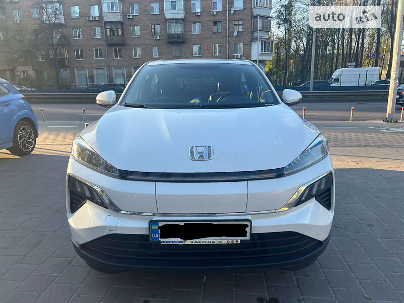Honda M-nv (2021)