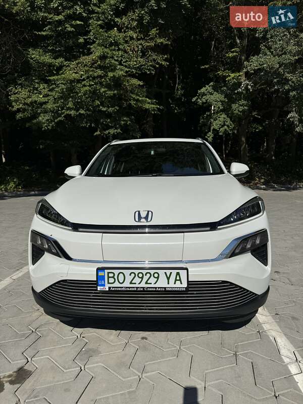 Honda M-nv (2022)