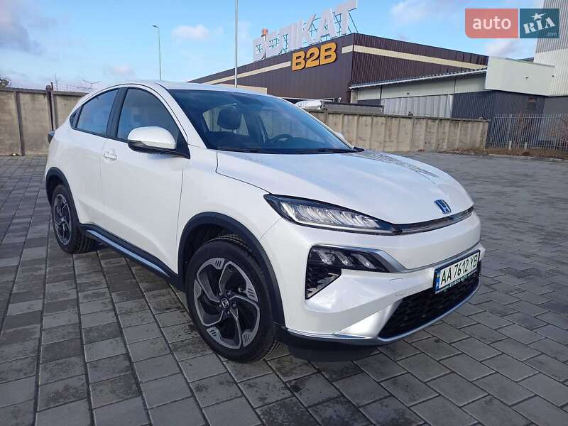 Honda M-nv (2024)