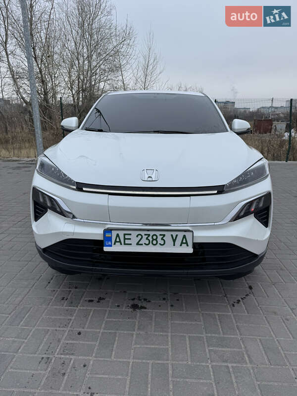 Honda M-nv (2021)