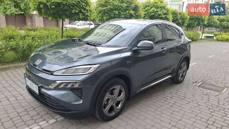Honda M-nv (2022)