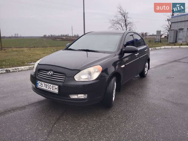 Hyundai Accent (2007)