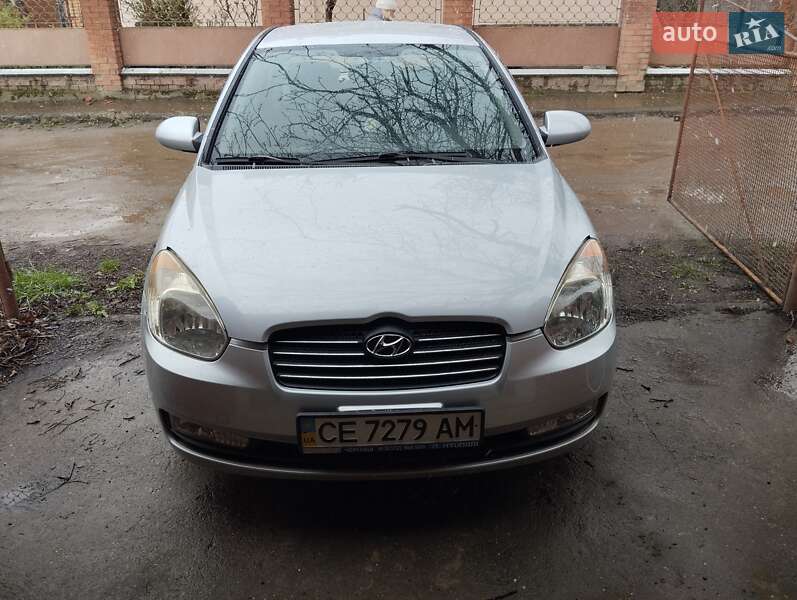Hyundai Accent (2008)