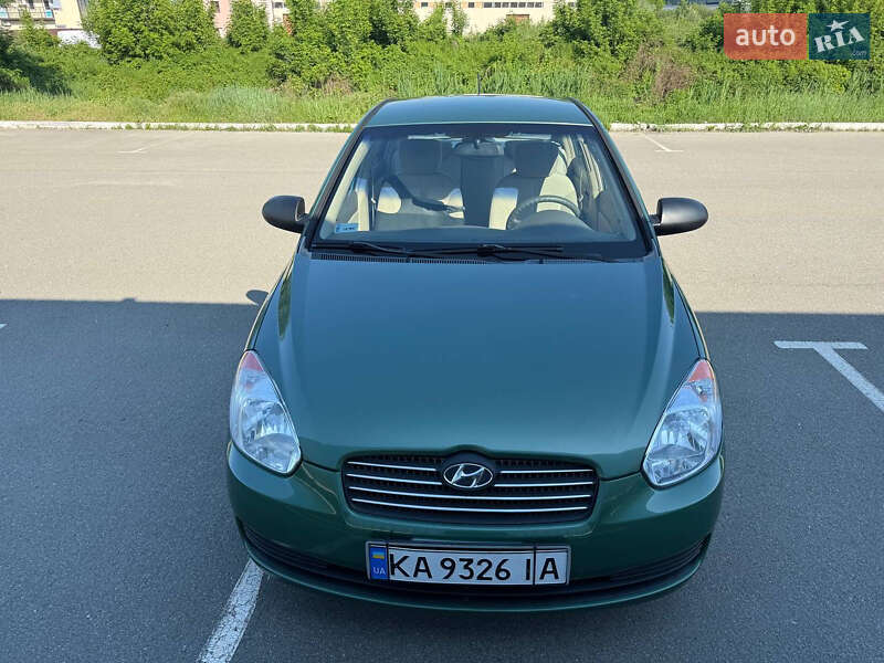 Hyundai Accent (2006)