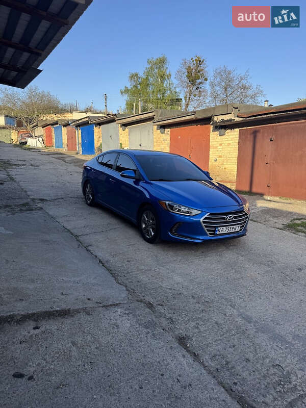 Hyundai Elantra (2018)