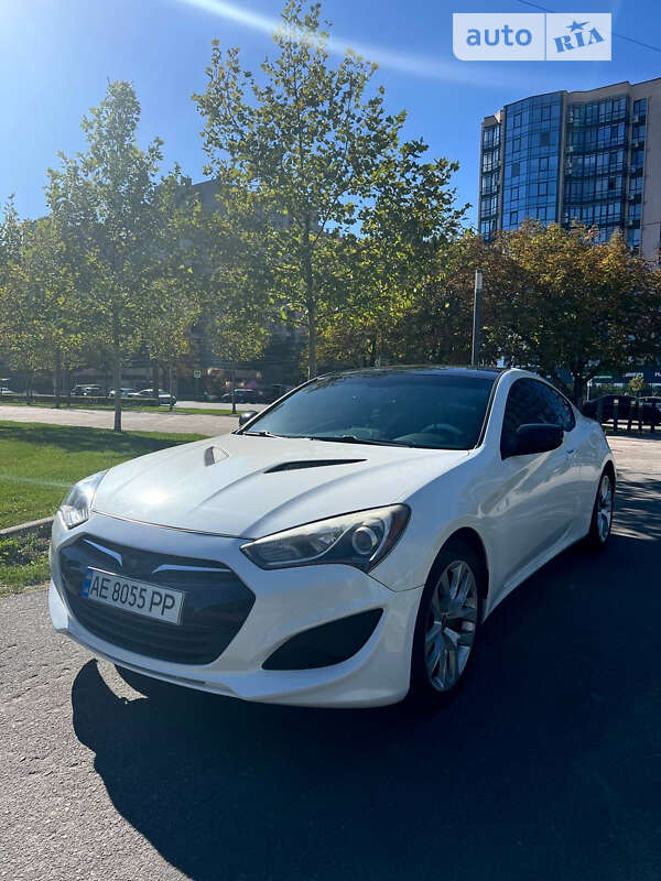 Hyundai Genesis coupe (2013)
