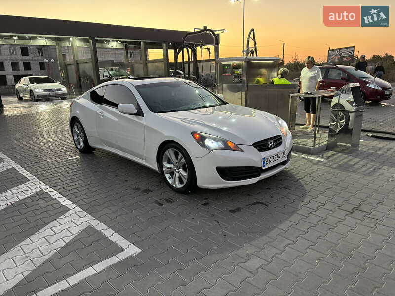 Hyundai Genesis coupe (2010)