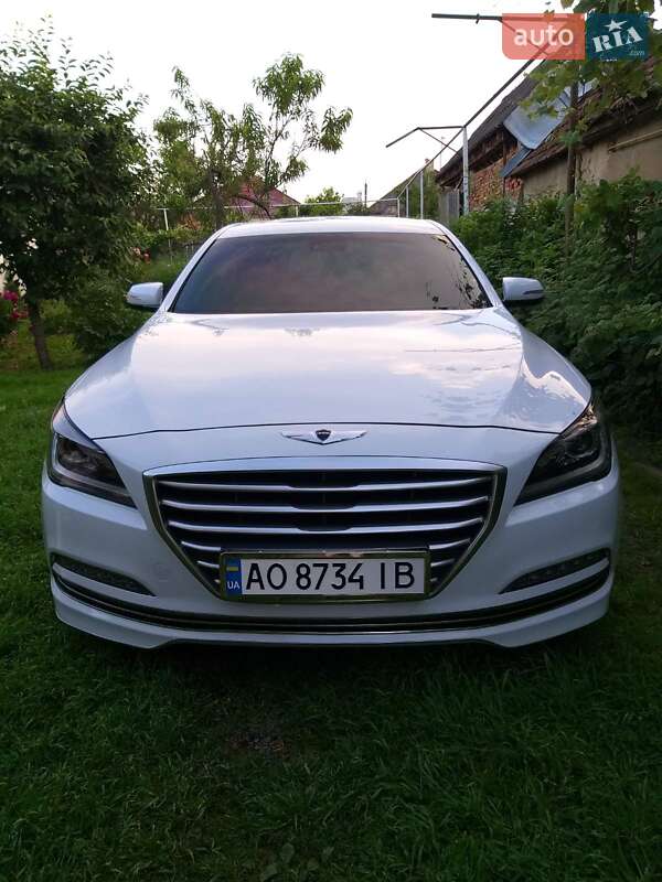 Hyundai Genesis (2015)