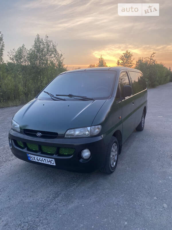 Hyundai H-1 (1998)
