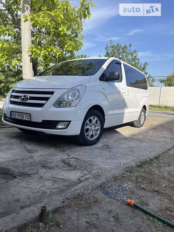 Hyundai H-1 (2012)
