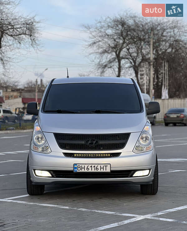 Hyundai H-1 (2010)