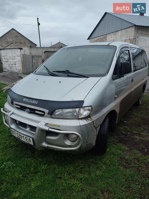 Hyundai H 200 (1998)