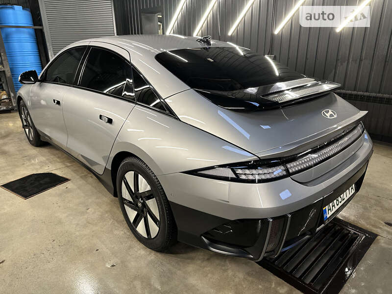 Hyundai Ioniq 6 (2023)