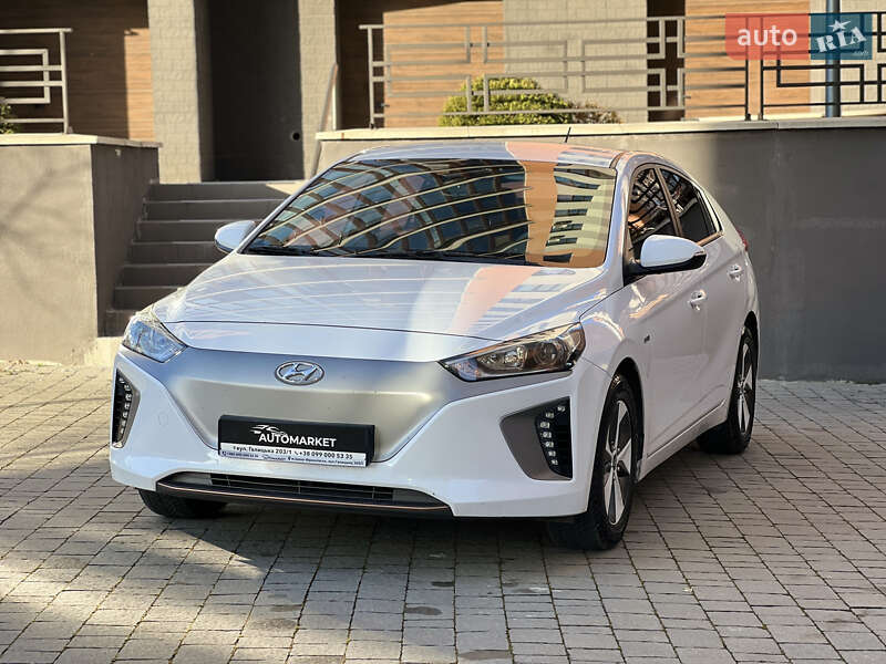 Hyundai Ioniq (2017)